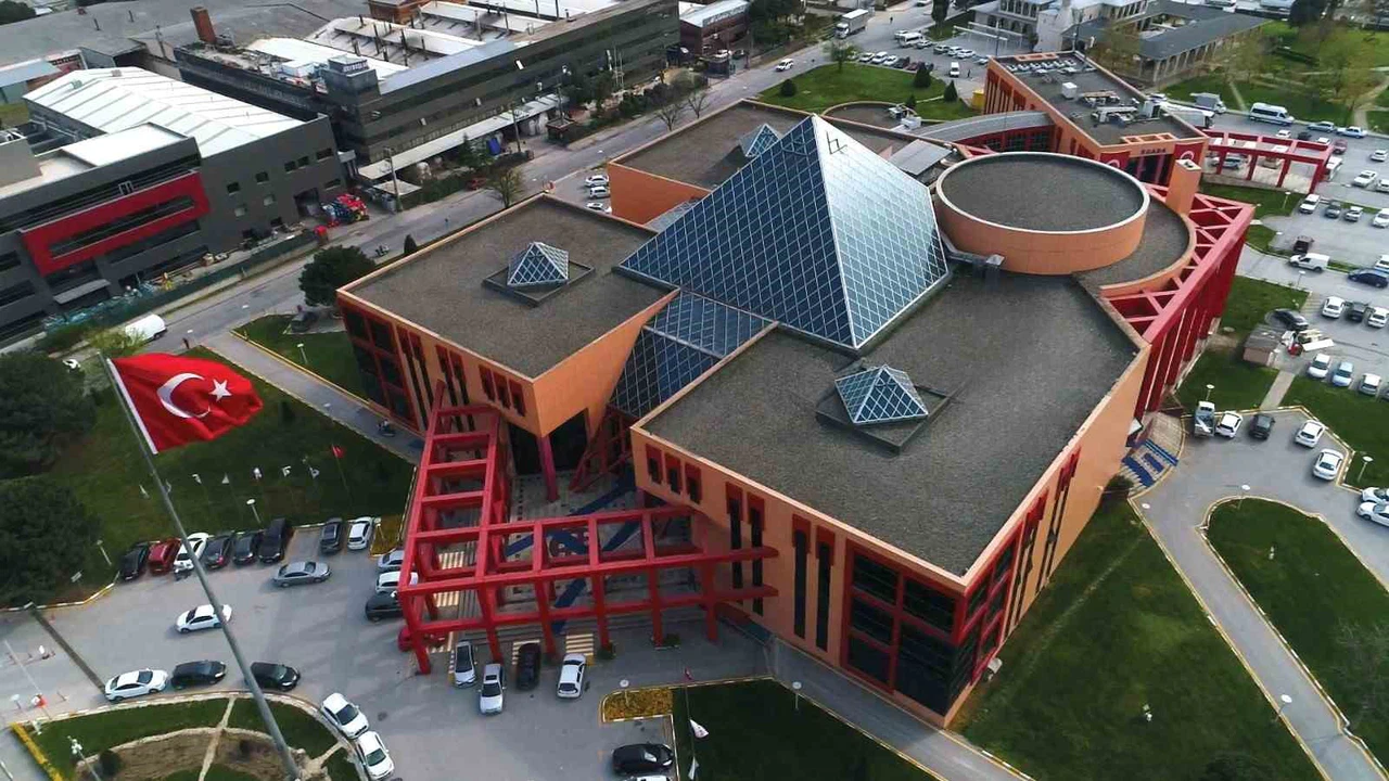 Bursa'da 250 büyük firma zirveye koştu; Finansman giderleri freni çekti!