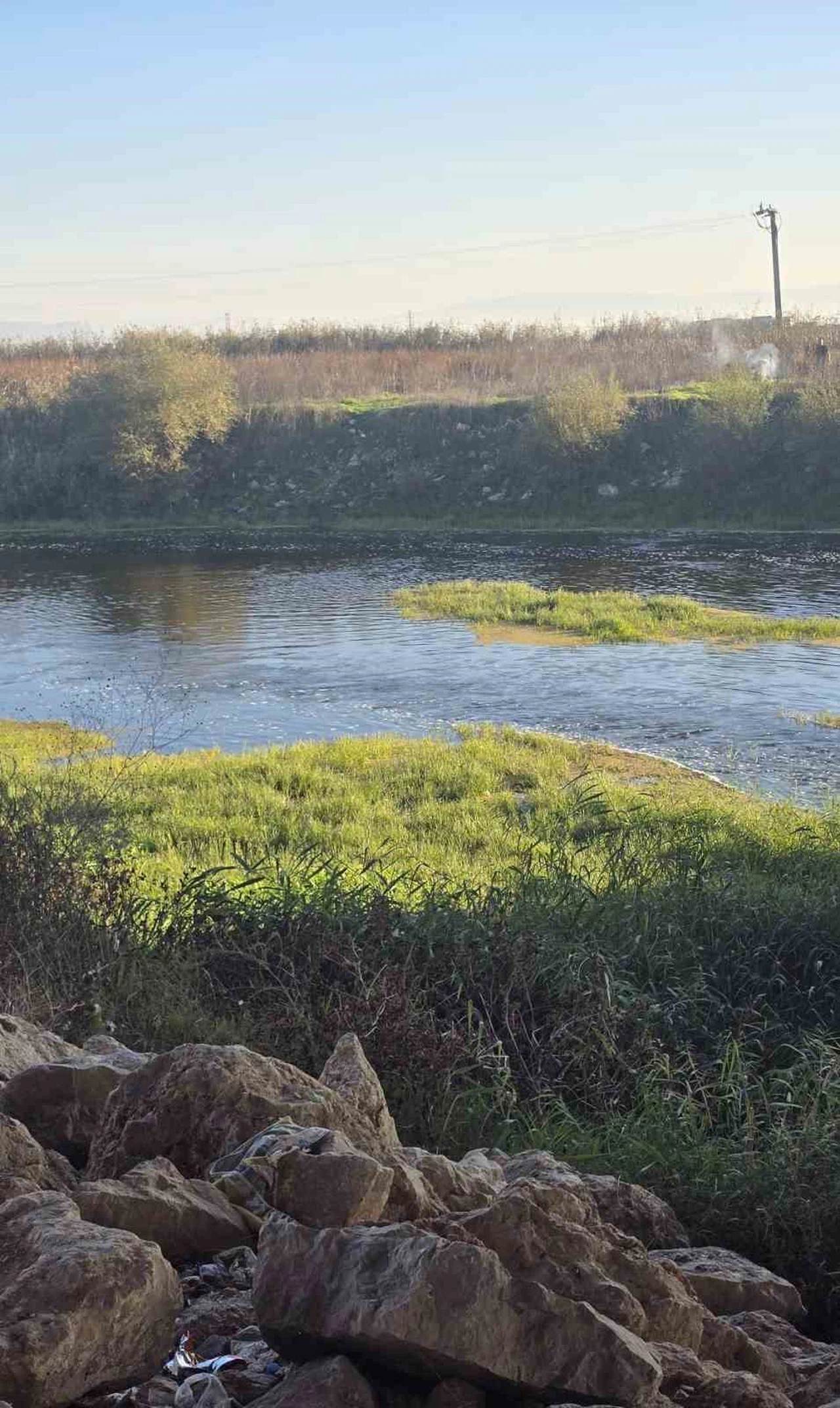 Dere kenarında tehlikeli anlar: 10 yaşındaki Hızır Ali akıntıya kapıldı
