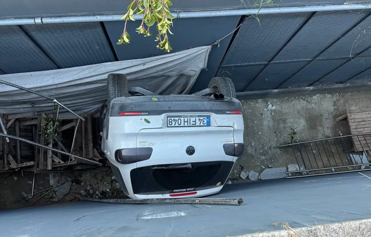 Kadın sürücü otoparkta adeta GTA oynadı!