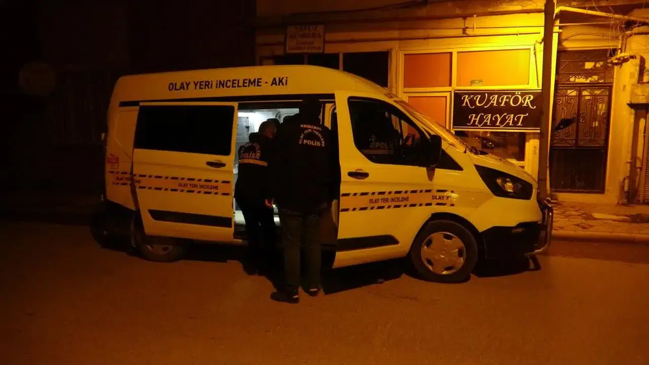 Kız meselesi iddiasıyla başladı, kanlı saldırıya dönüştü!