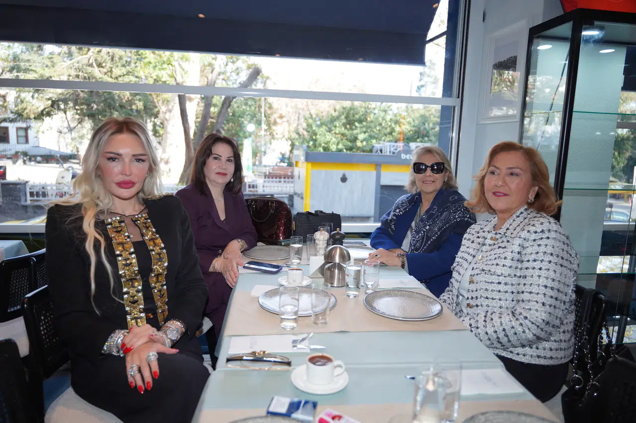 Bebek’te sanat, stil ve lezzet buluştu: Uğur Batur’un müzayedesi büyük ilgi gördü