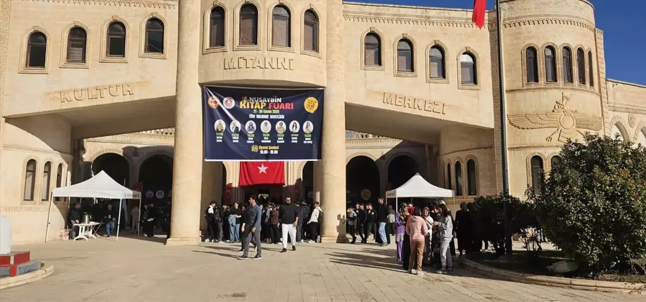 Mitanni’de kitap buluşması: Nusaybin fuarı kapılarını açtı