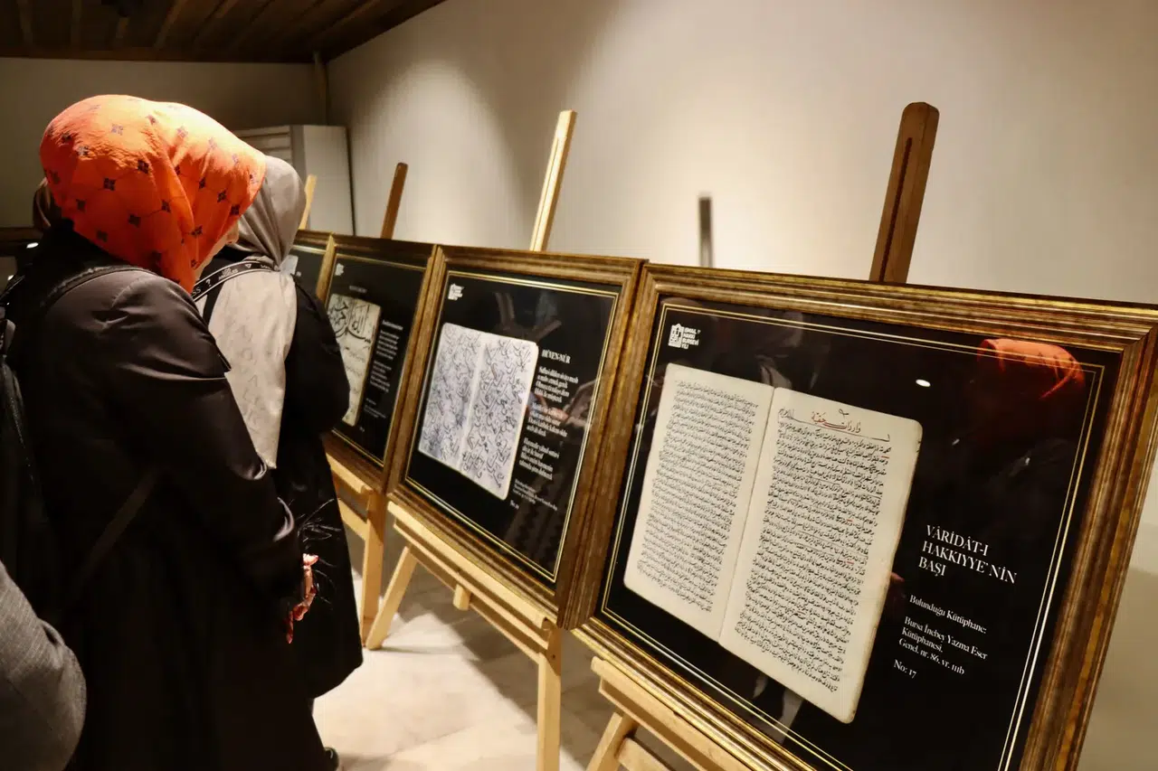 Osmanlı’nın gizli hazinesi açıldı... Müellif nüshalar ziyaretçi akınına uğradı!