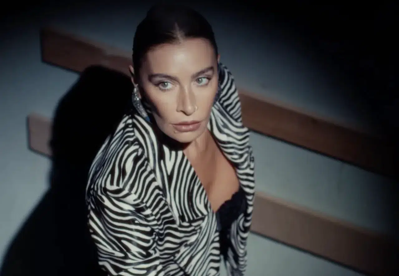 Sıla'dan geri dönüş: 'Evvel Ezel' ile kalpleri yine fethetti