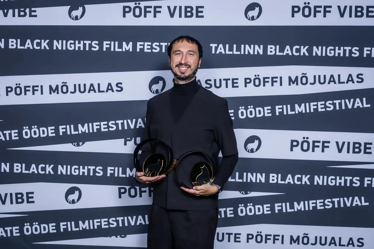 Ali Vatansever’e Tallinn’de çifte ödül: 'Bir Arada Yalnız' zirveye çıktı