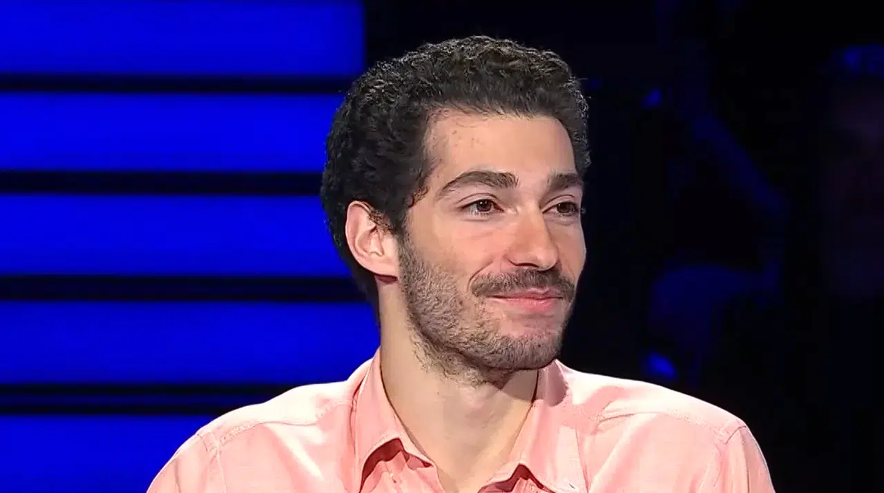 Pompeii’yi yok eden yanardağ hangisidir? Vezüv mü, Mayon mu, Etna mı, Stromboli mi | Kim Milyoner Olmak İster?