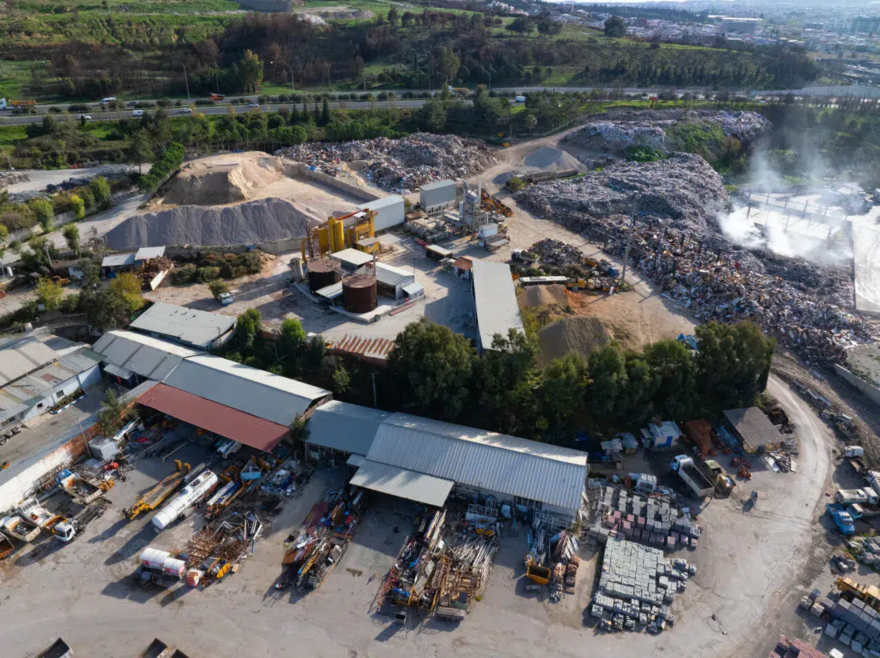 Göz ardı edilen sorun patlak verdi: Mahalle sakinleri çözüm bekliyor