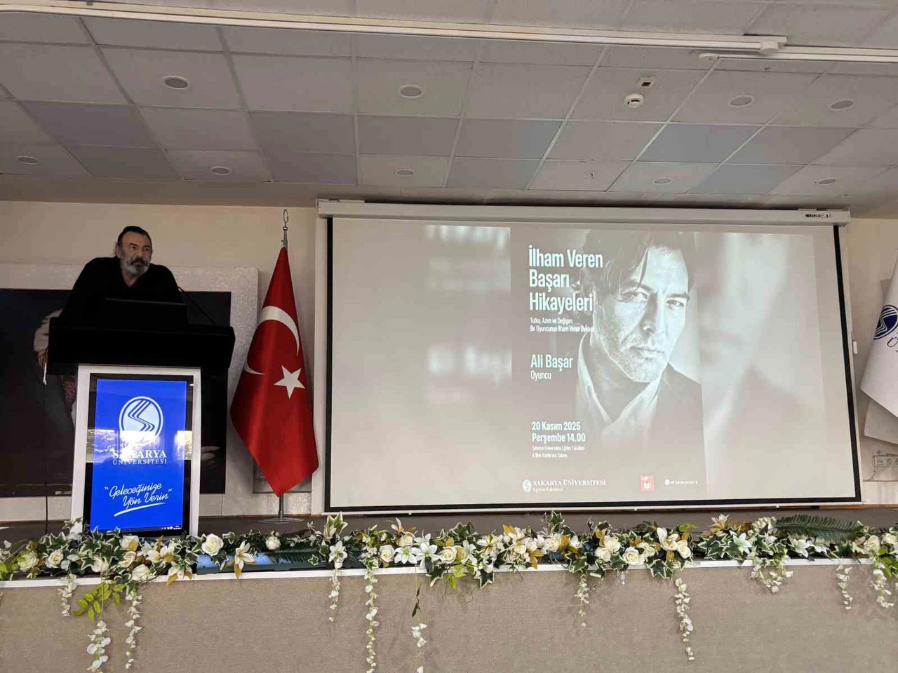 'Hayallerinizden vazgeçmeyin!':  SAÜ'de Ali Başar’dan gençlere unutulmaz ilham