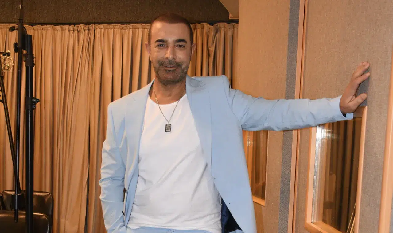 Cengiz İmren’den olay klip: 'Bir kadının ayağını yıkadım!'