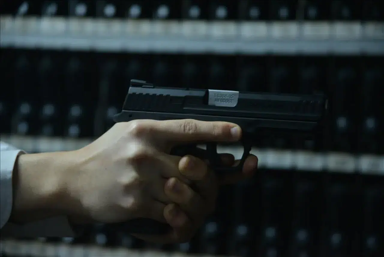 Kurşun yağdırdılar, kameralardan kaçamadılar: İstanbul Maltepe'de silahlı saldırı!