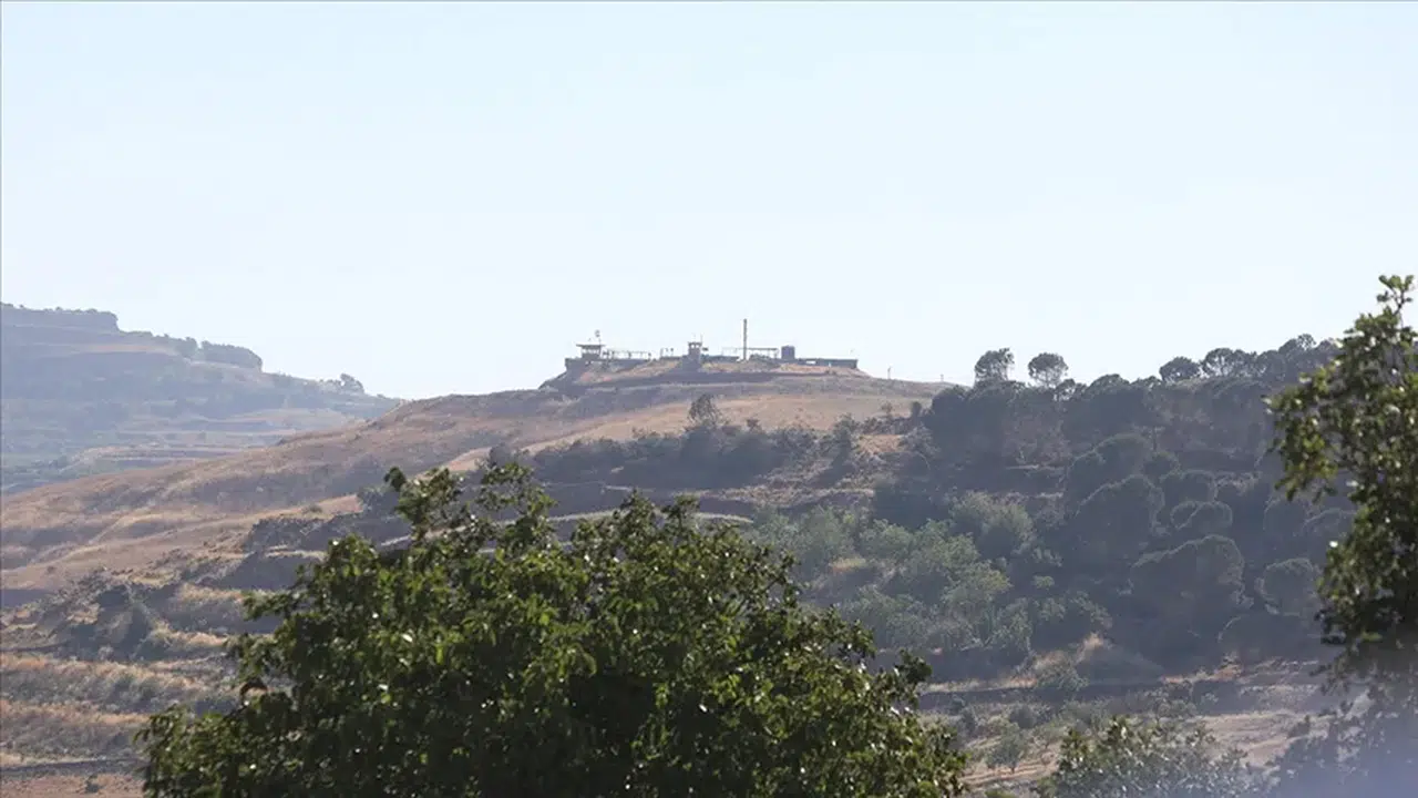 Kuneytra’da gerilim tırmanıyor... İşgalci İsrail güçleri sınırı aştı!