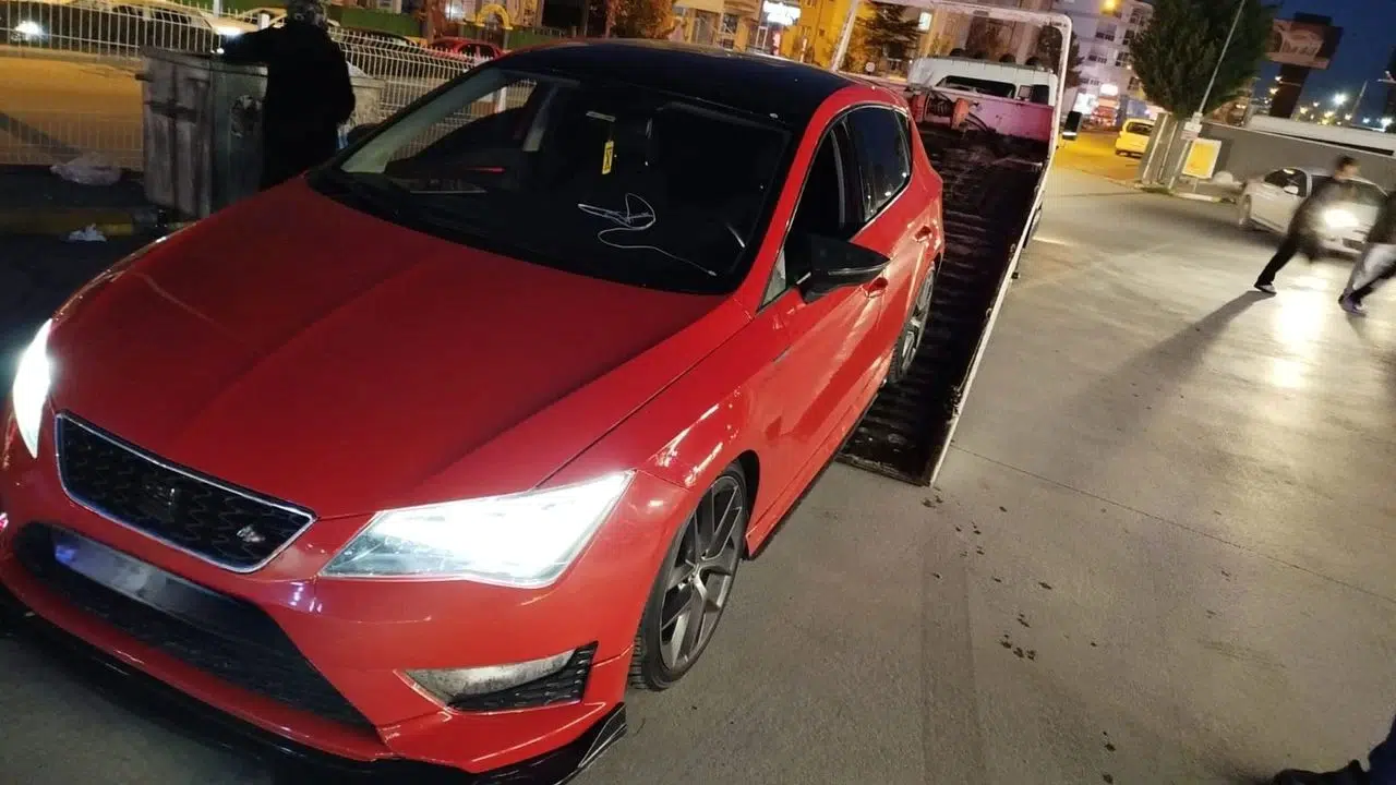 Ehliyeti yoktu, drift attı! Sürücüye rekor ceza kesildi