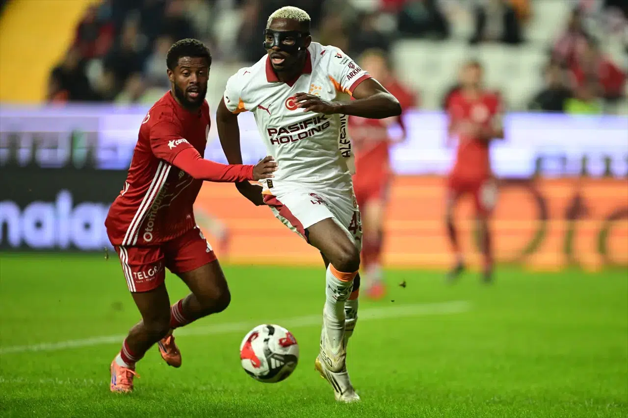 Lider durdurulamıyor: Galatasaray Antalya’da şov yaptı