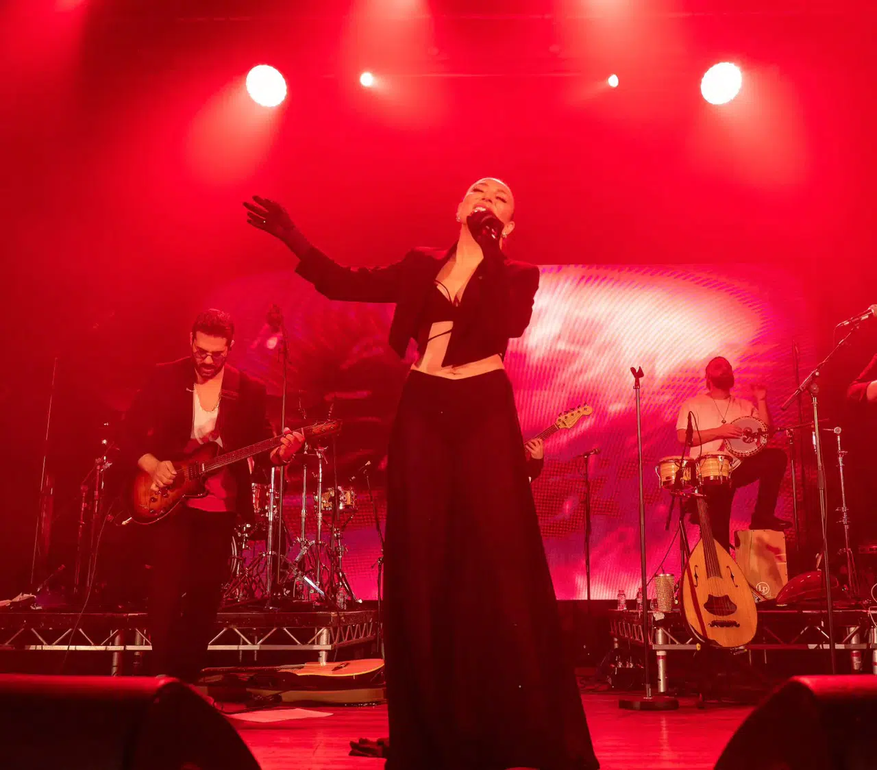 Londra’da muhteşem final: Ziynet Sali’den duygusal konser gecesi