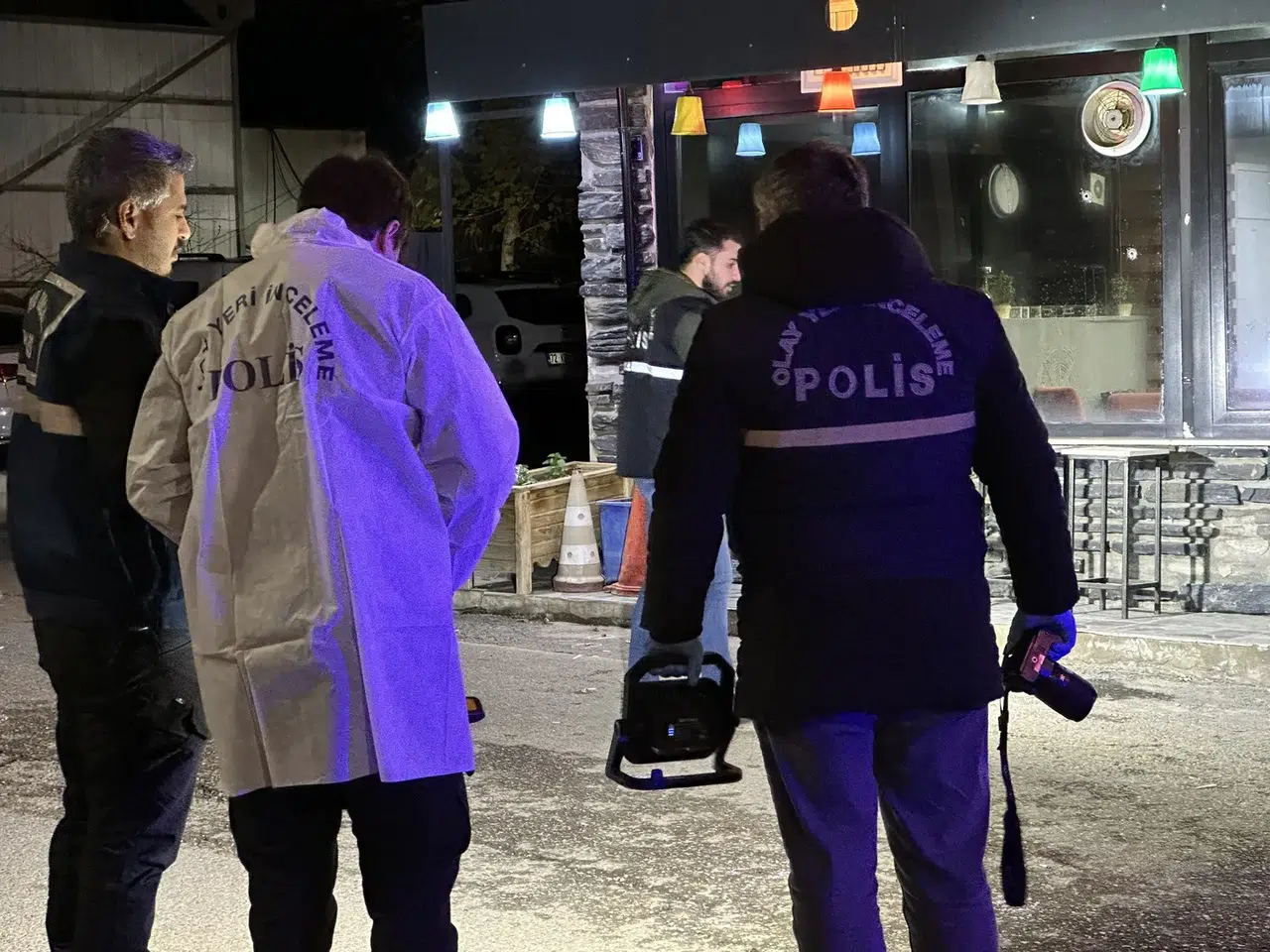 Kurşunların hedefi oldu...Siverek’te iş yerine silahlı saldırı!