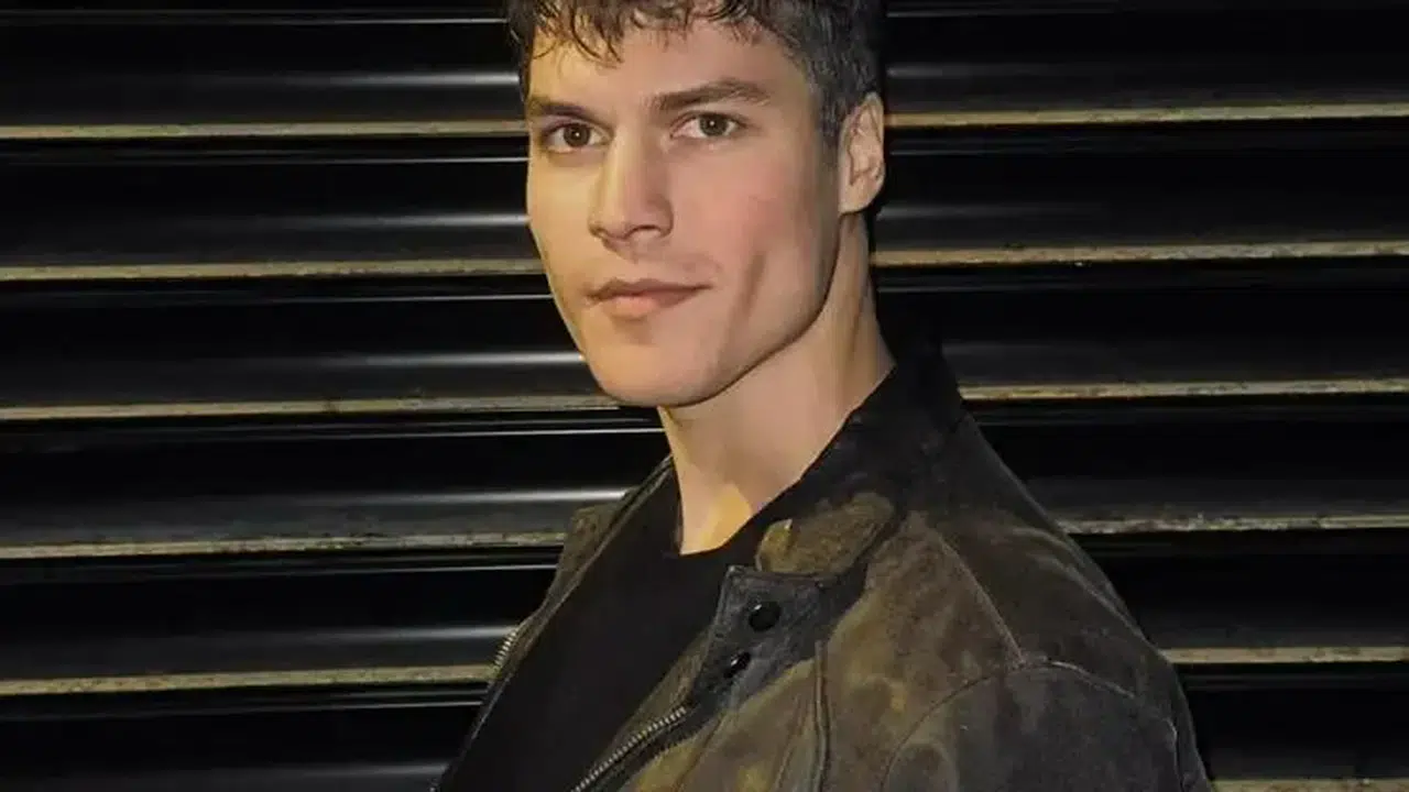 Özgü Delikanlı kim, yaşı ve boyu hakkında bilinenler: Genç oyuncunun biyografisi ve yeni projesi dikkat çekiyor