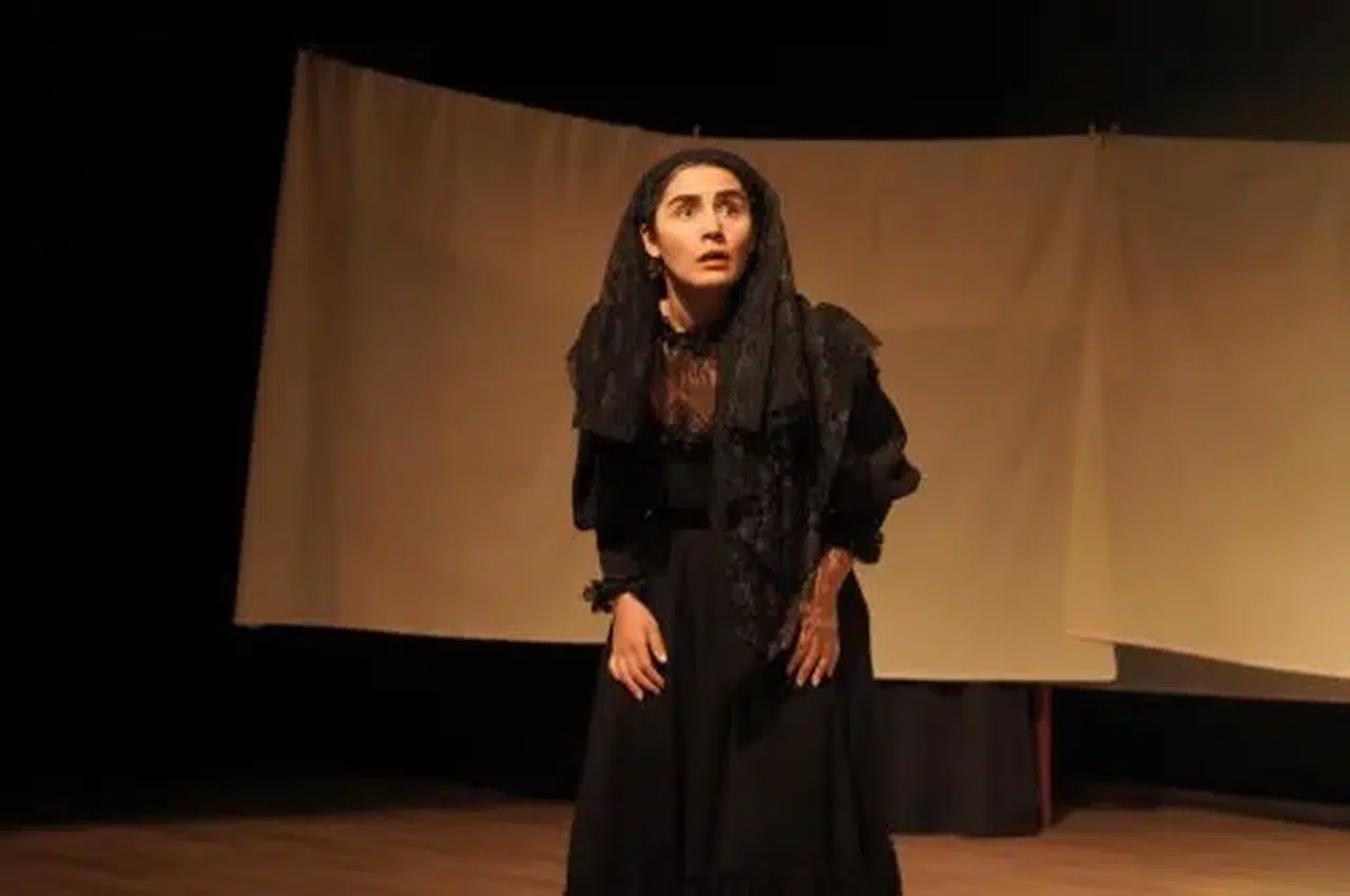 Özge Arslan kimdir, kaç yaşında, aslen nereli, boyu? Taşacak Bu Deniz Ballı bakın kimmiş!