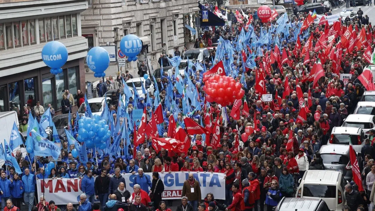 2026 Bütçesi krizi: İtalya’da işçiler iş bıraktı!