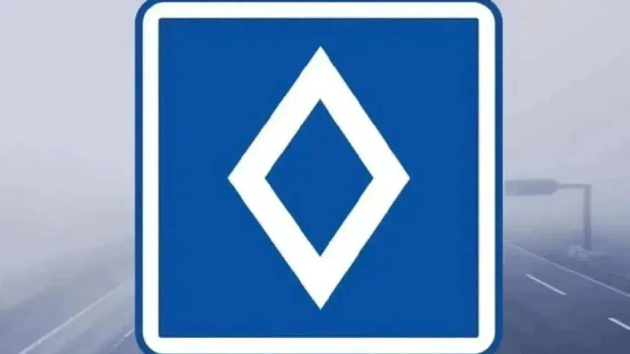 Baklava dilimli trafik tabelası ne anlama geliyor? Şehir trafiğini değiştiren sembol