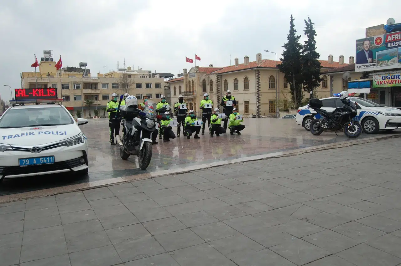 Kilis’te drone destekli trafik avı: Sürücüler anbean tespit edildi!