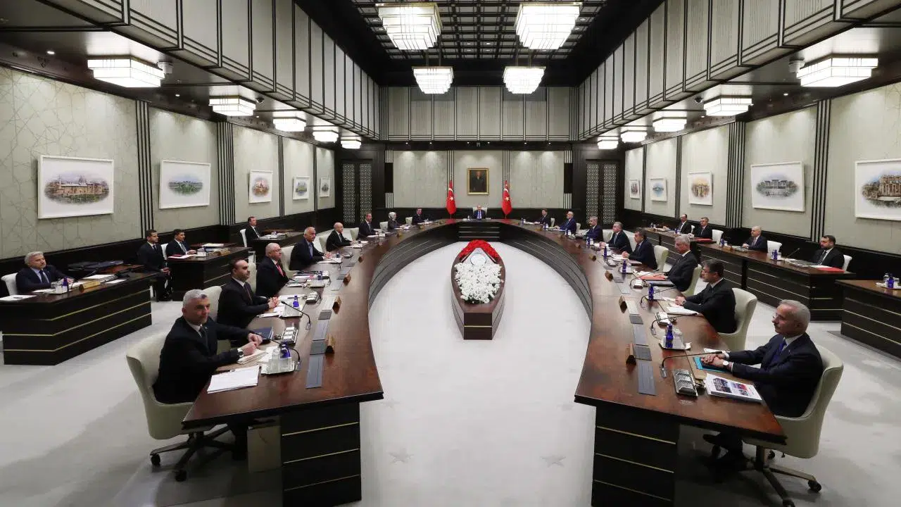 Erdoğan başkanlığında kabine toplandı: 2026 bütçesi gündemde!