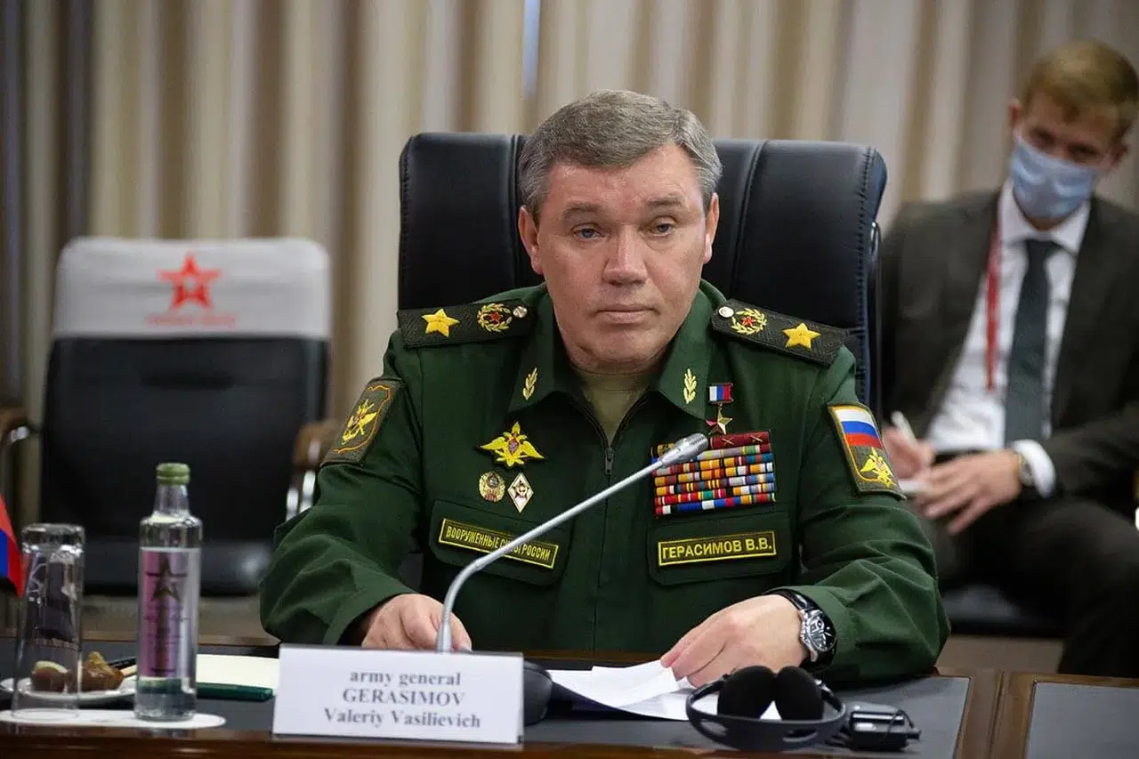 Rus Genelkurmay Başkanı cephede: Dimitrov çıkışı dikkat çekti!