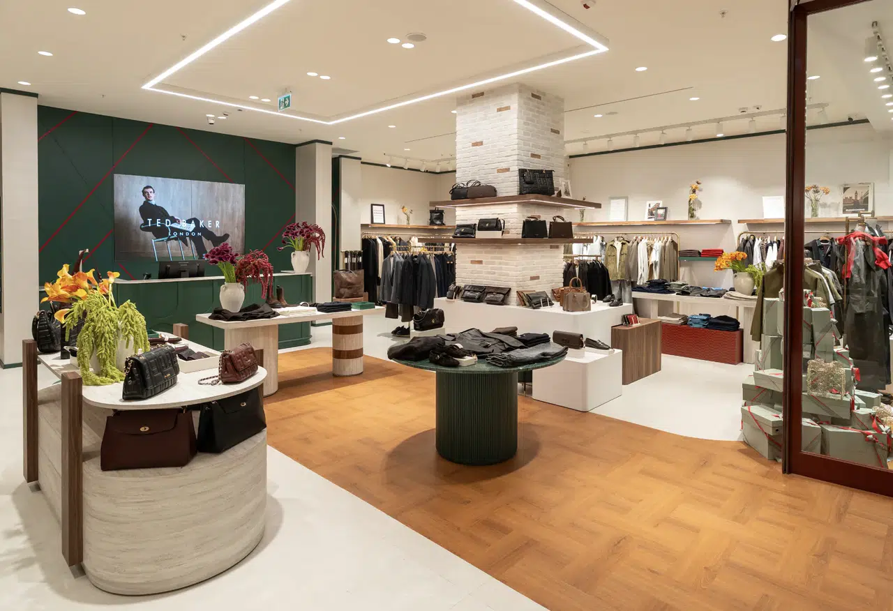 İngiliz moda devi Türkiye’de! Ted Baker Vadistanbul’da şık bir açılışla sahneye çıktı