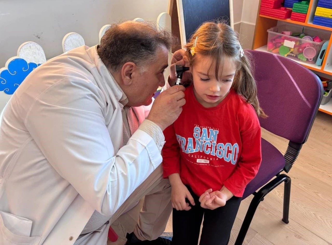 Minik öğrencilere sağlık taraması: AFSÜ ekibi anaokulunda!