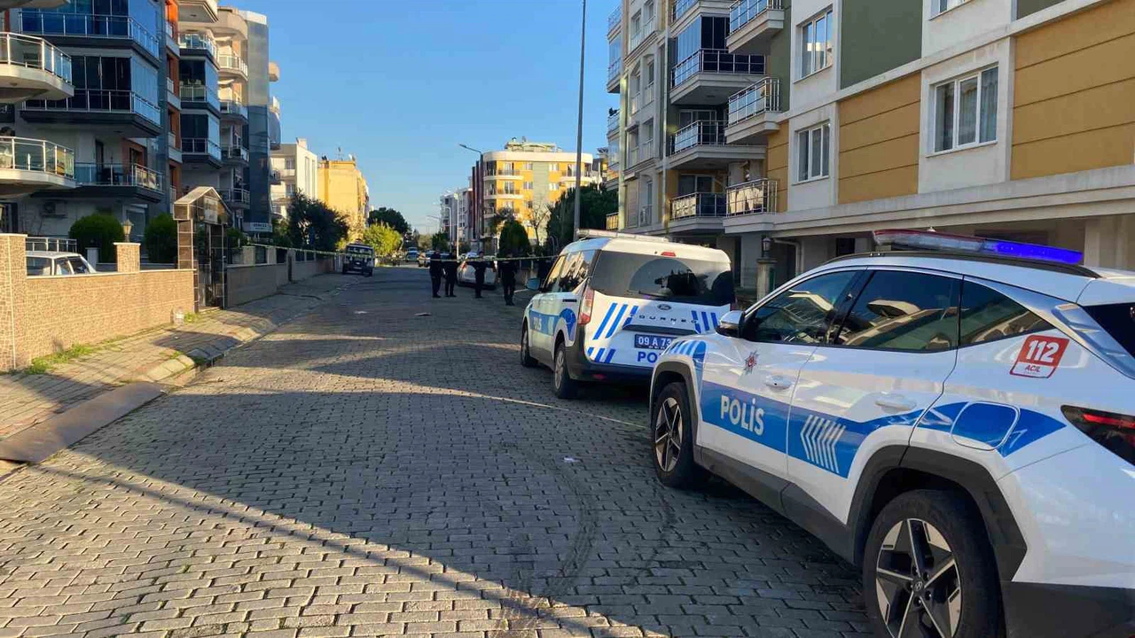 Sokak ortasında silahlı tartışma: Zanlı Köşk'te kıskıvrak yakalandı!