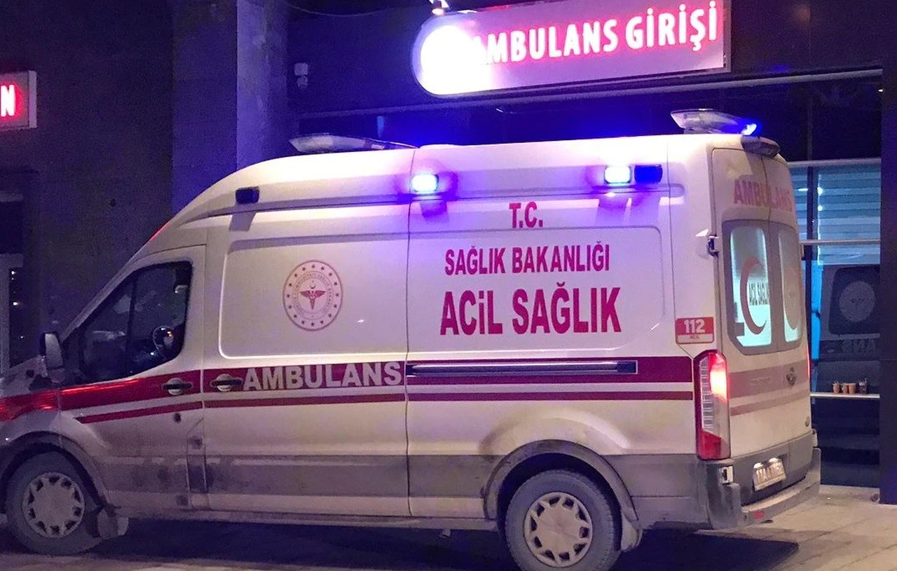Bilecik yolunda ilginç kaza! Tampon tampona otobüs aşkı...