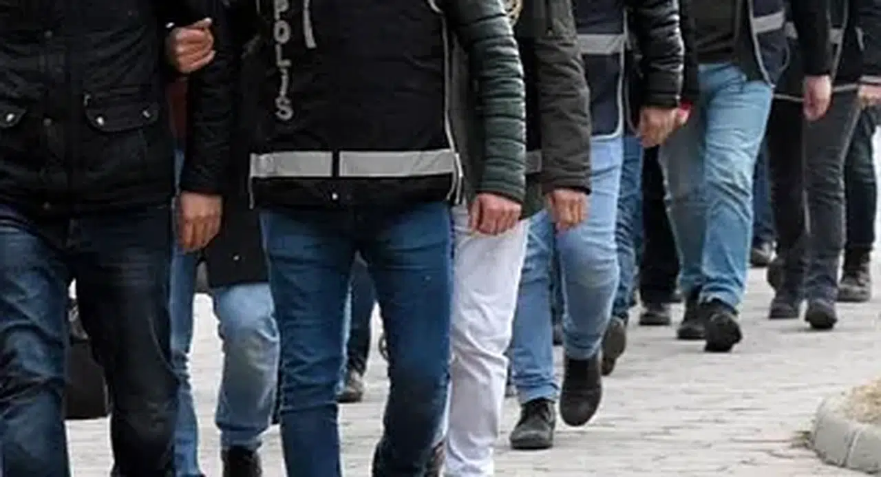 Edirne’de uyuşturucu şebekesi cenaze aracıyla yakalandı!