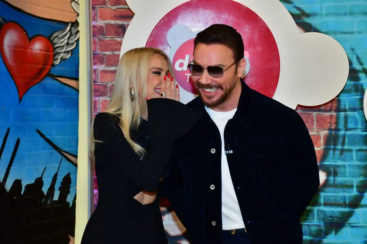 Sinan Akçıl’dan Zeynep Bozkaya’ya özel şarkı: Bu sürpriz çok konuşulacak!