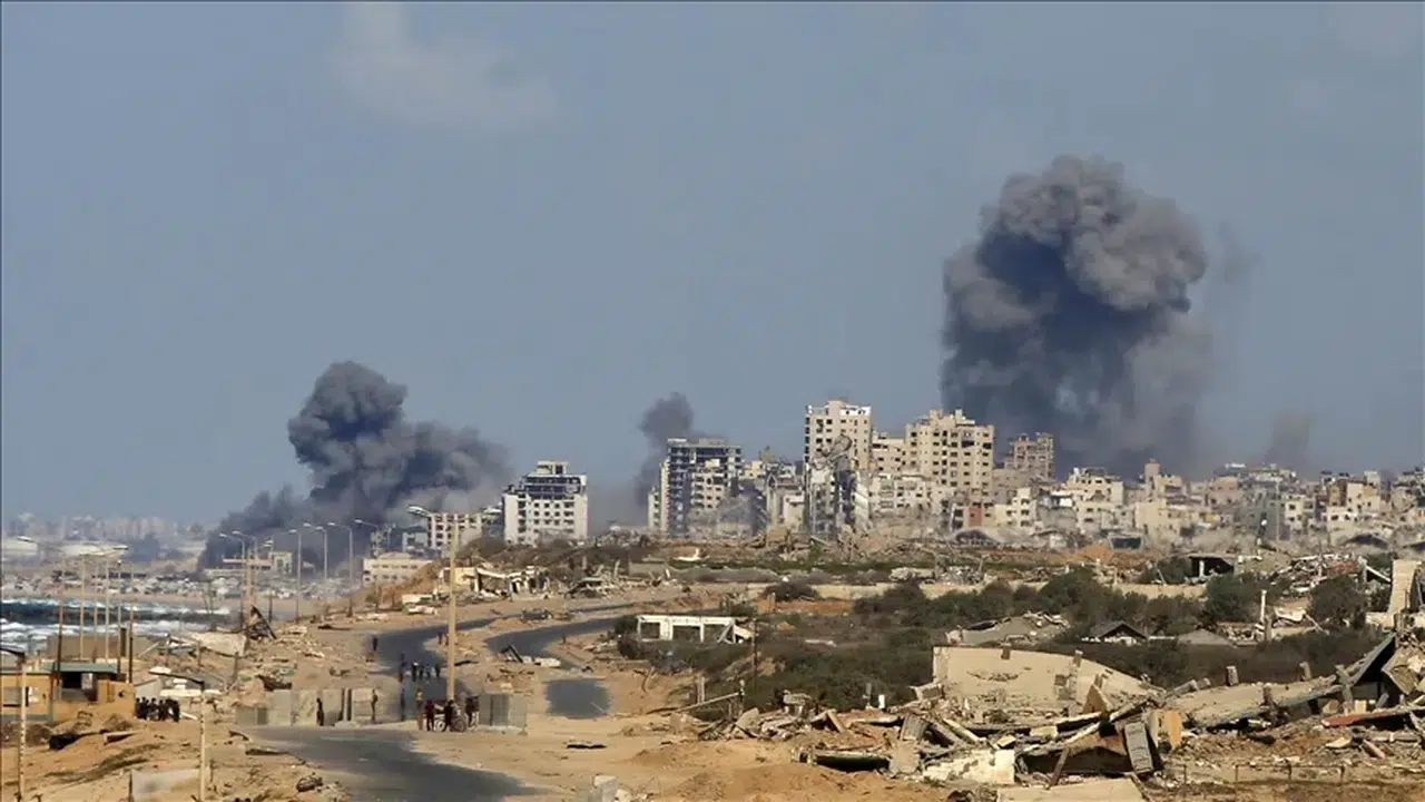 Gazze’de ateşkese rağmen İsrail’in yıkım operasyonları sürüyor