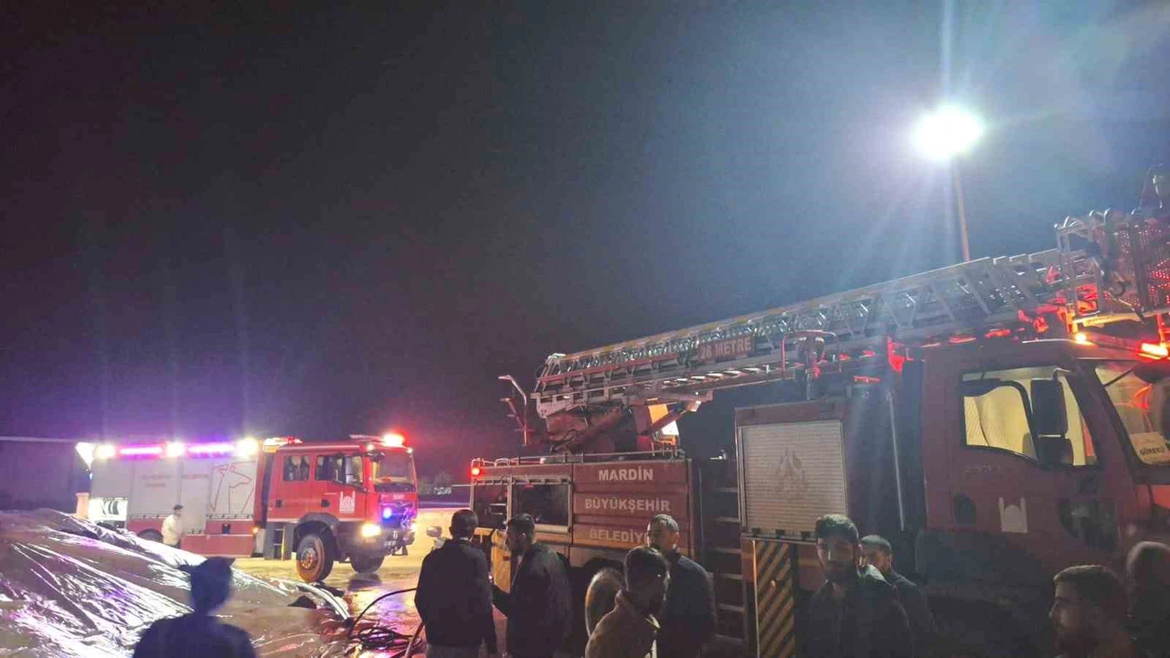 Gece yarısı alarm: Mardin’de tesiste yangın çıktı!
