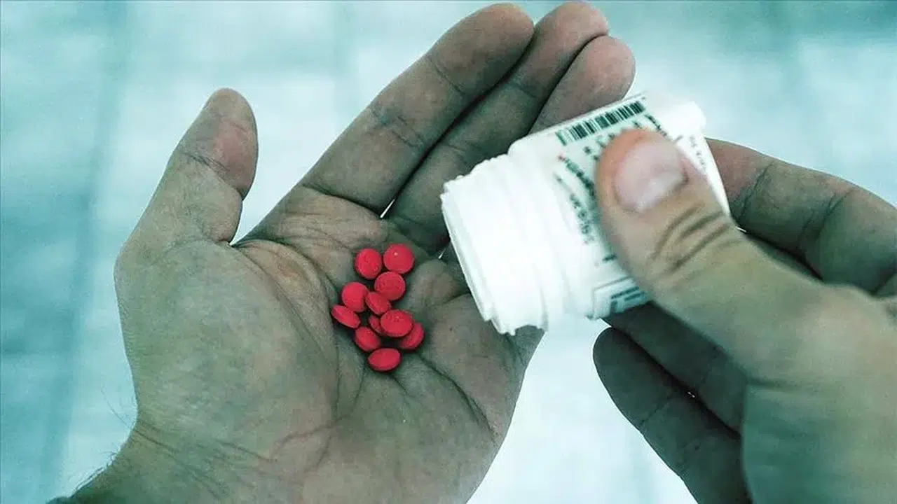 Konya'da zehir ticaretine geçit yok: Hem üstünden hem valizinden çıkanlar şaşırttı...