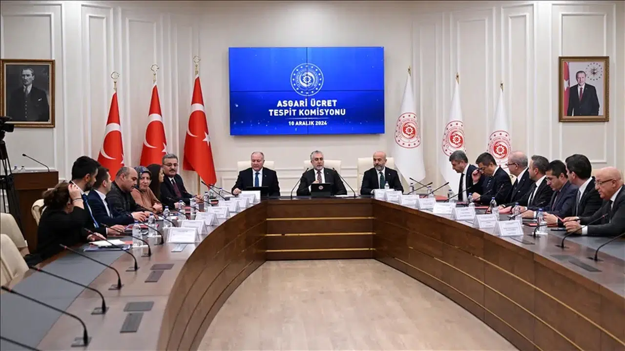 Asgari Ücret Tespit Komisyonu toplandı: TÜRK-İŞ masada yok