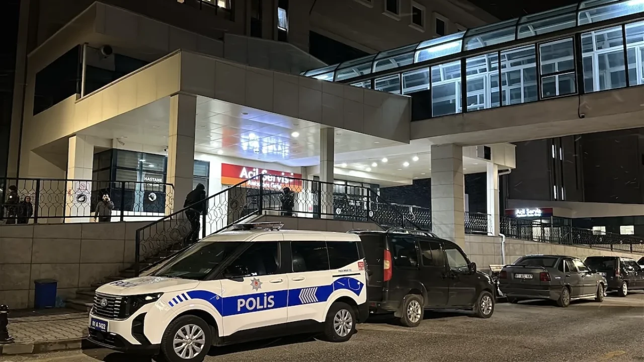 Dur ihtarına uymayan sürücü polisi yaraladı