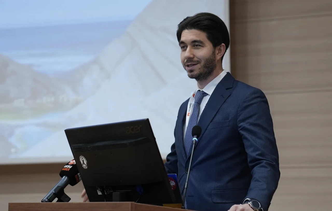 Afet Teknolojileri Fikir Maratonu'nda genç yeteneklerden yaratıcı çözümler!