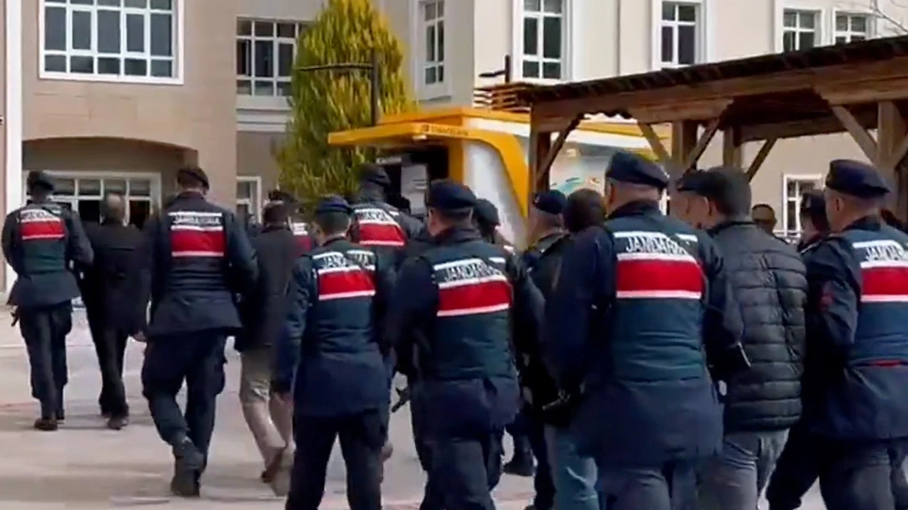 22 ilde FETÖ operasyonu: 45 şüpheli yakalandı