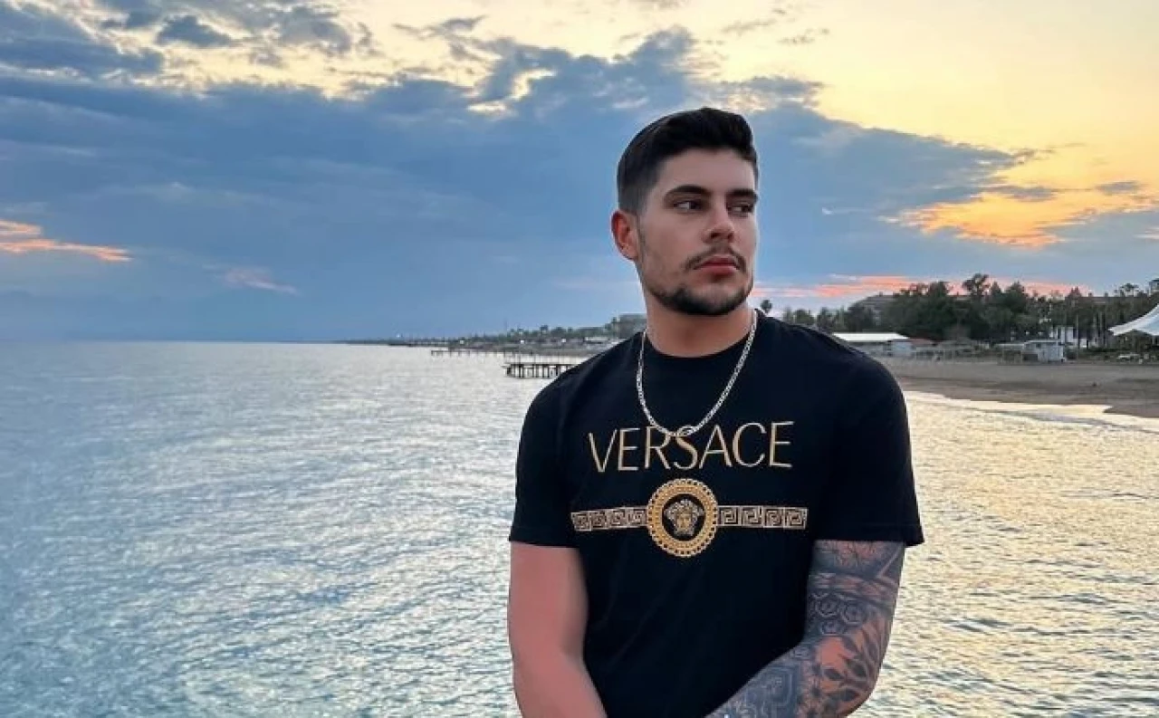 Fenomen Anıl Diricanlı Kimdir? Nereli, Kaç Yaşında, Sevgilisi ve Özel Hayatı!