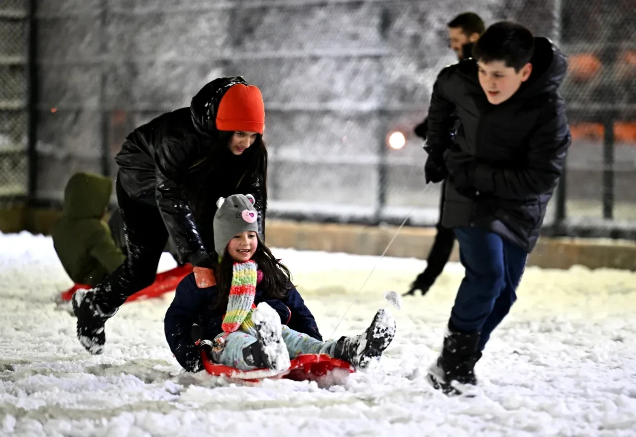 İstanbul'da Okullar Cuma Günü Tatil Edilecek mi? 21 Şubat İstanbul'da Okul Var mı?