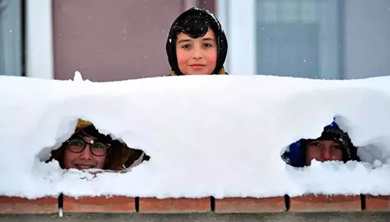13 Şubat Perşembe Eskişehir’de Okullar Tatil Mi? Kar Tatili Açıklaması Geldi Mi?