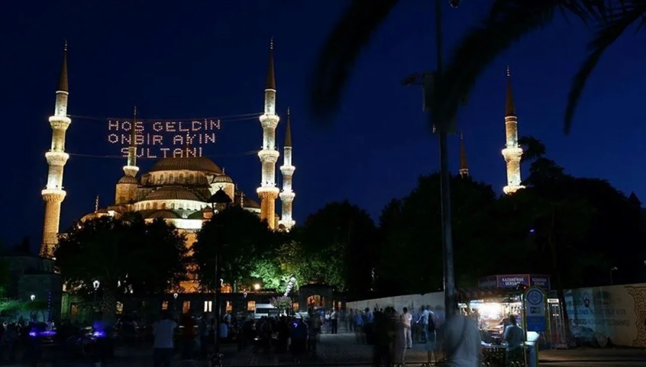 Ramazan Ayı İlk Günü 2025 Tarihi || İlk Sahur Tarihi Ne Zaman, Mart’ın Kaçıncı Günü Ramazan Başlıyor?