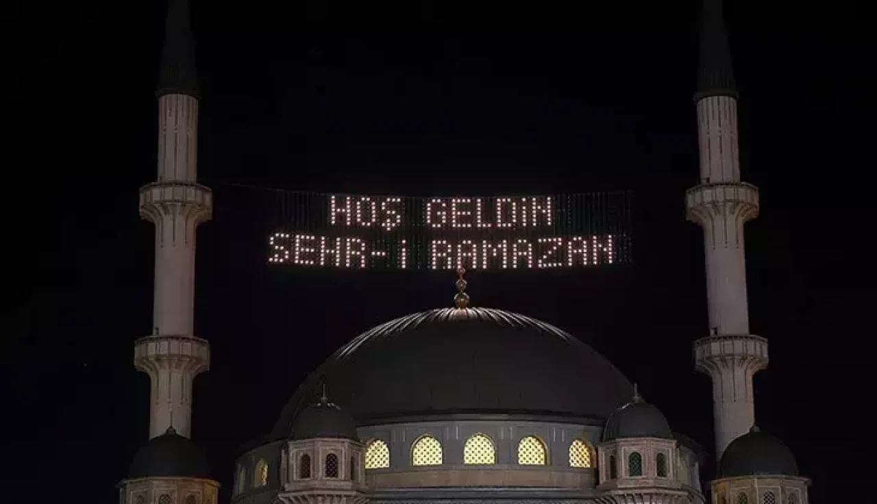 Ramazan ayı 1 Mart'ta başlıyor! Bu sene kaç saat oruç tutacağız?