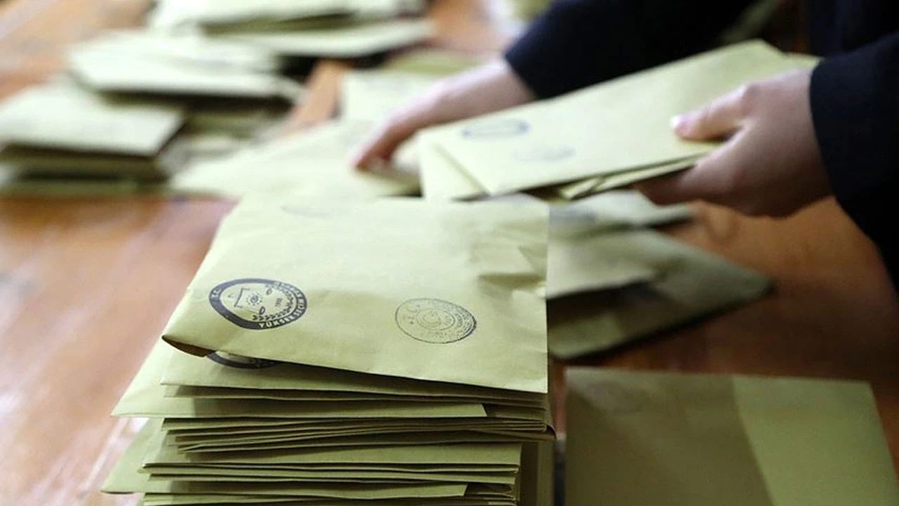 Pazar günü seçim var! 5 mahalle muhtarının mazbatası iptal edildi