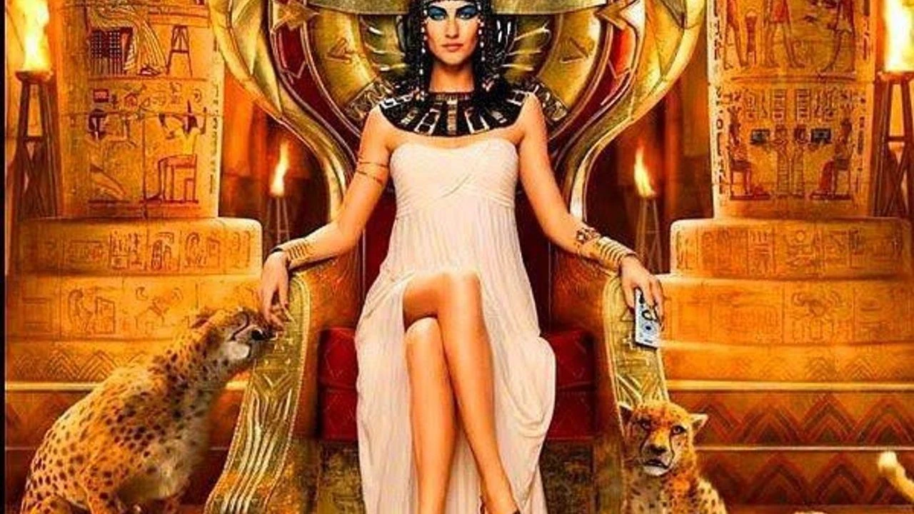 Kleopatra gerçekten kobra yılanı mı öldürüldü? İşte tarihçilerin şaşırtan iddiaları!