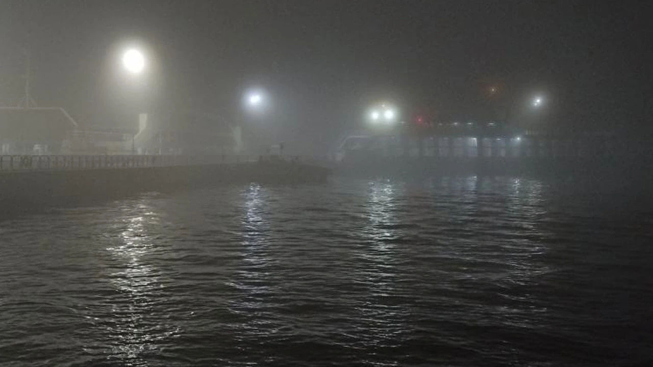 Sis engeli: Çanakkale Boğazı transit gemi geçişlerine kapatıldı