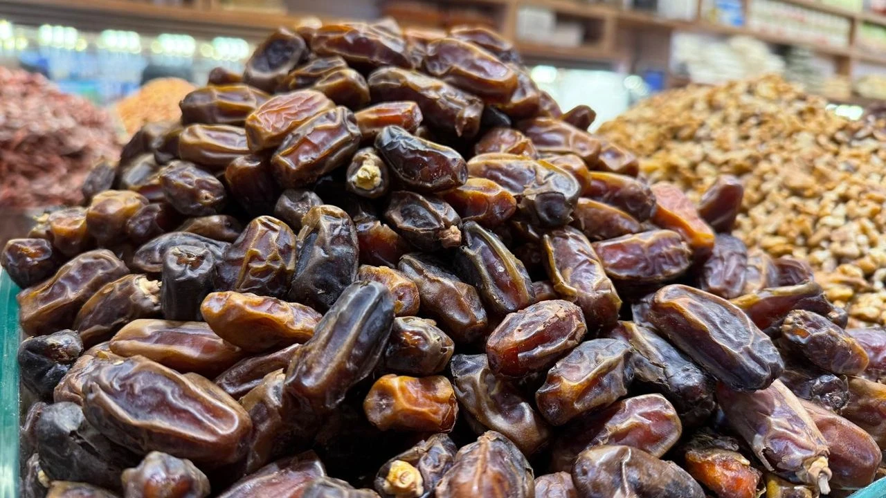 Ramazan 2025 Hurma Fiyatları Ne Kadar? Hurma Çeşitleri ve Fiyatları (2025)