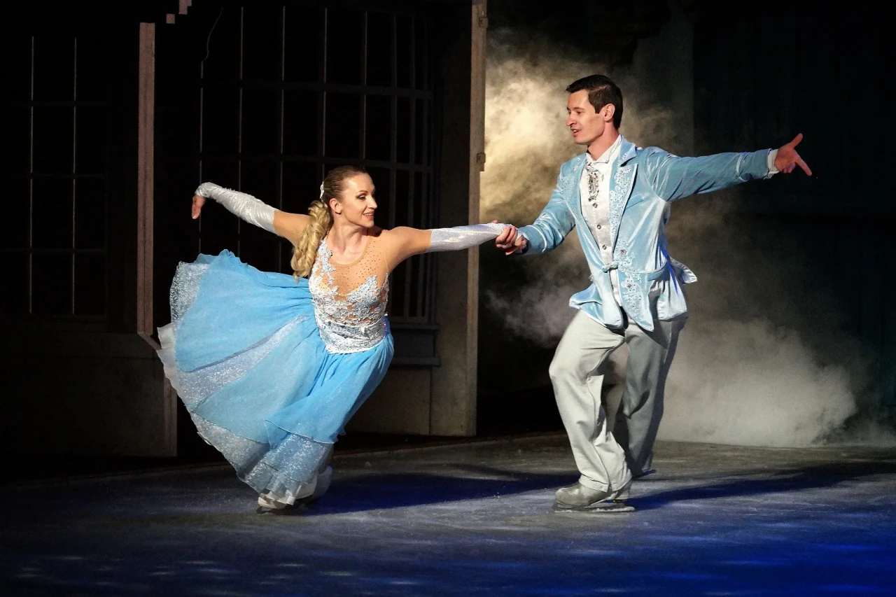 İstanbul Buz Adası'nda unutulmaz gösteriler: Peter Pan ve Cinderella 2025'te!