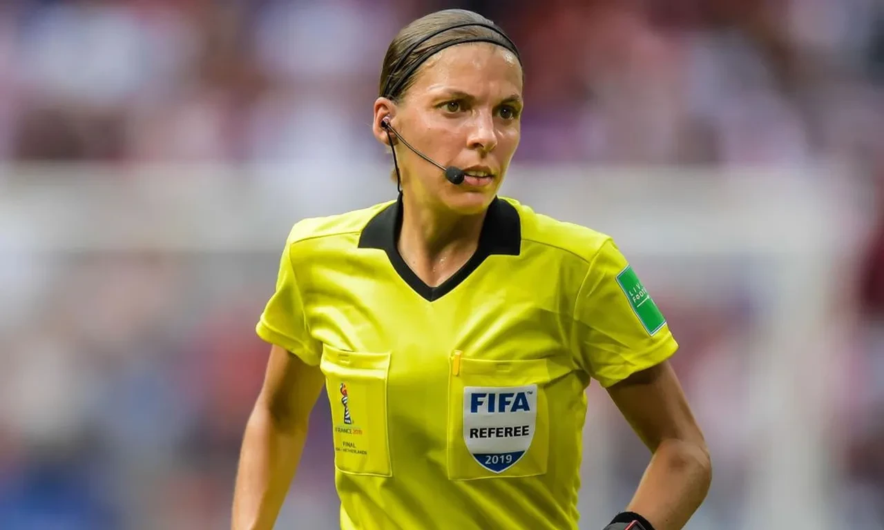 GS FB derbisi kadın hakemin ismi ne? Derbiyi yönetebilecek hakemlerin listesi!
